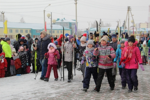 ОТ НАСТОЛЬНЫХ ИГР ДО ХОККЕЯ В ВАЛЕНКАХ