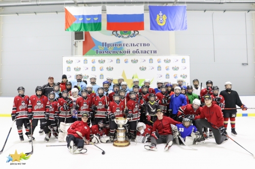 Юные хоккеисты ДЮСШ № 2 Тюменского района встретились с обладателями «Кубка Петрова»