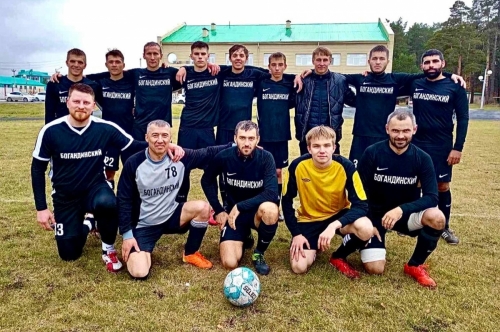 Команда Богандинского стала вице-чемпионом Тюменской области по футболу