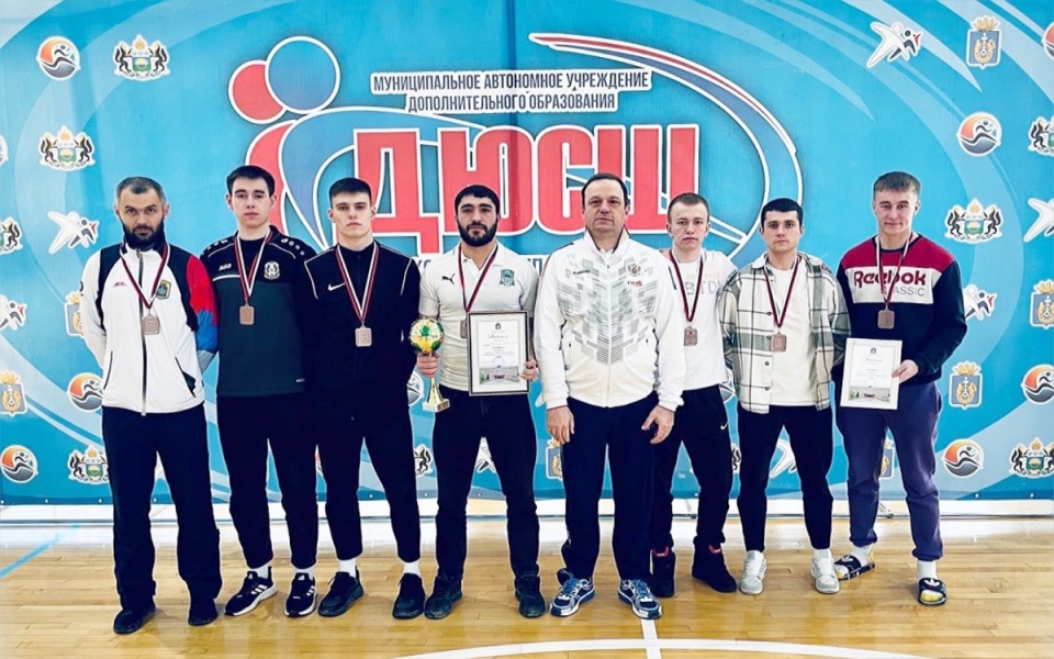 Команда Богандинского - бронзовый призер чемпионата Тюменского района по мини-футболу