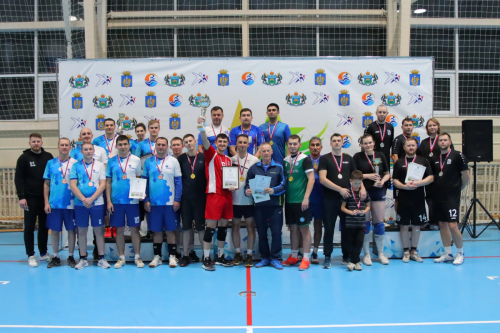 Трудовые коллективы Тюменского района сыграли в волейбол