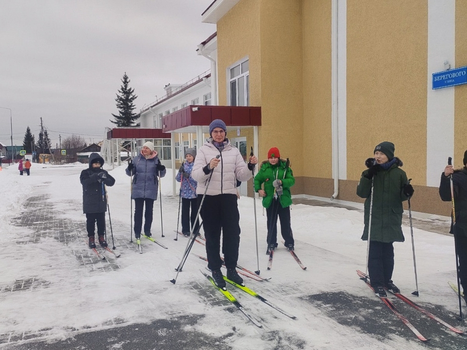 День зимних видов спорта отметили на льду и на лыжне!