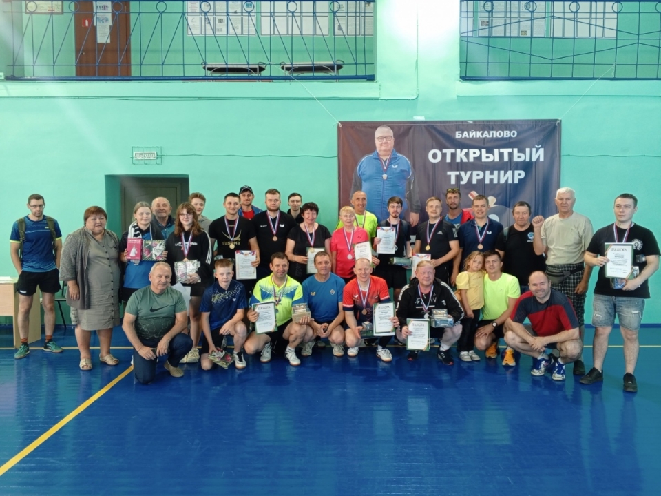 Богандинские теннисисты стали призёрами Открытого турнира по настольному теннису памяти В.Э. Глухих